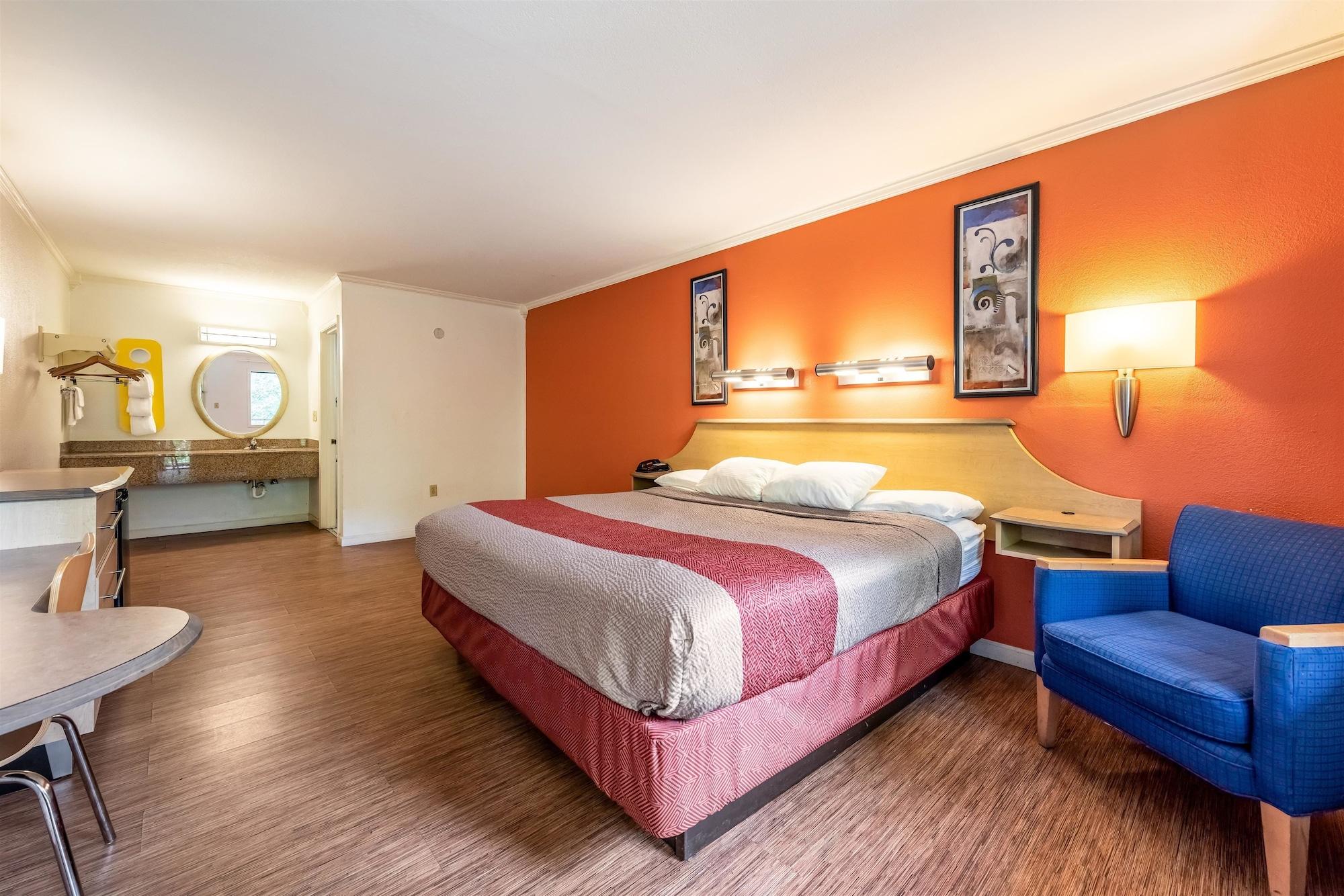 Motel 6-Gatlinburg, Tn - Smoky Mountains Екстер'єр фото