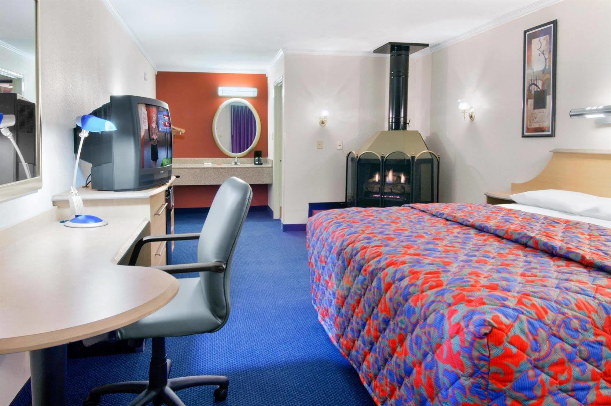 Motel 6-Gatlinburg, Tn - Smoky Mountains Екстер'єр фото